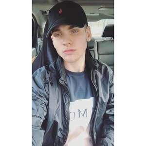 Meet your Posher, Tyler